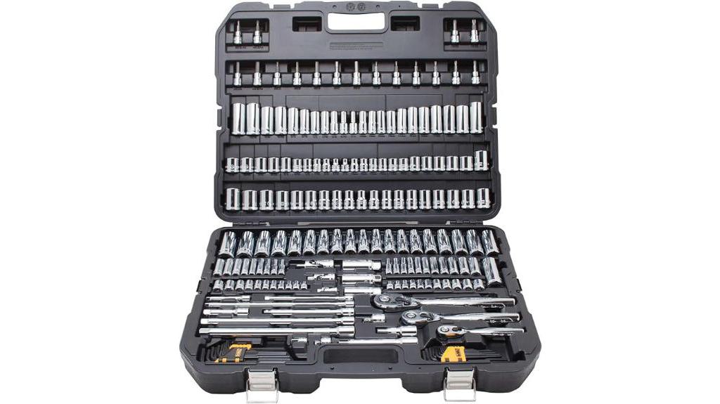 192 piece dewalt tool set