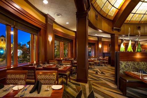 McCormick & Schmick’s Seafood & Steaks